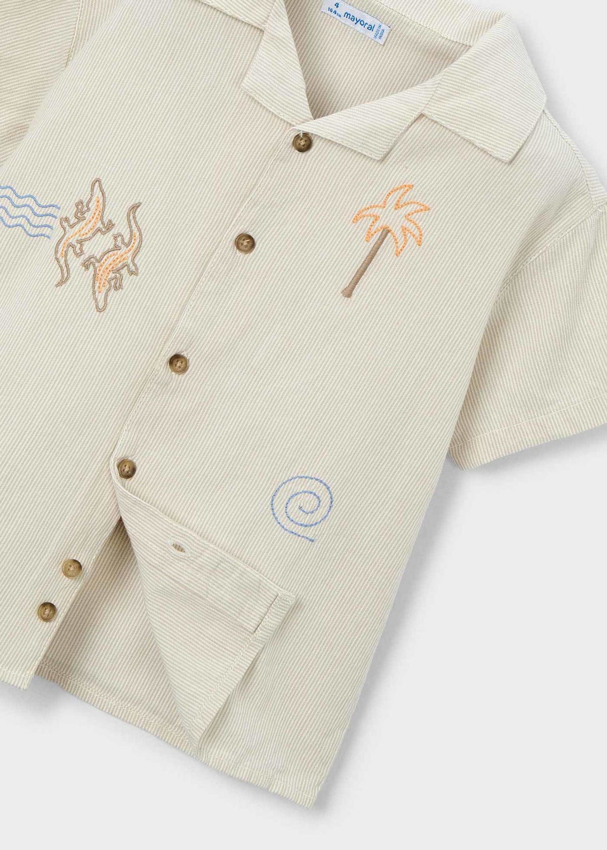 Boy's shirt with embroidered details