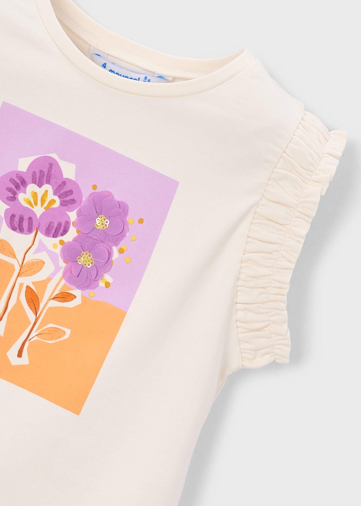 Flower t-shirt girl
