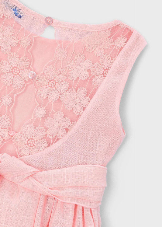 Formal dress with lace details for girls