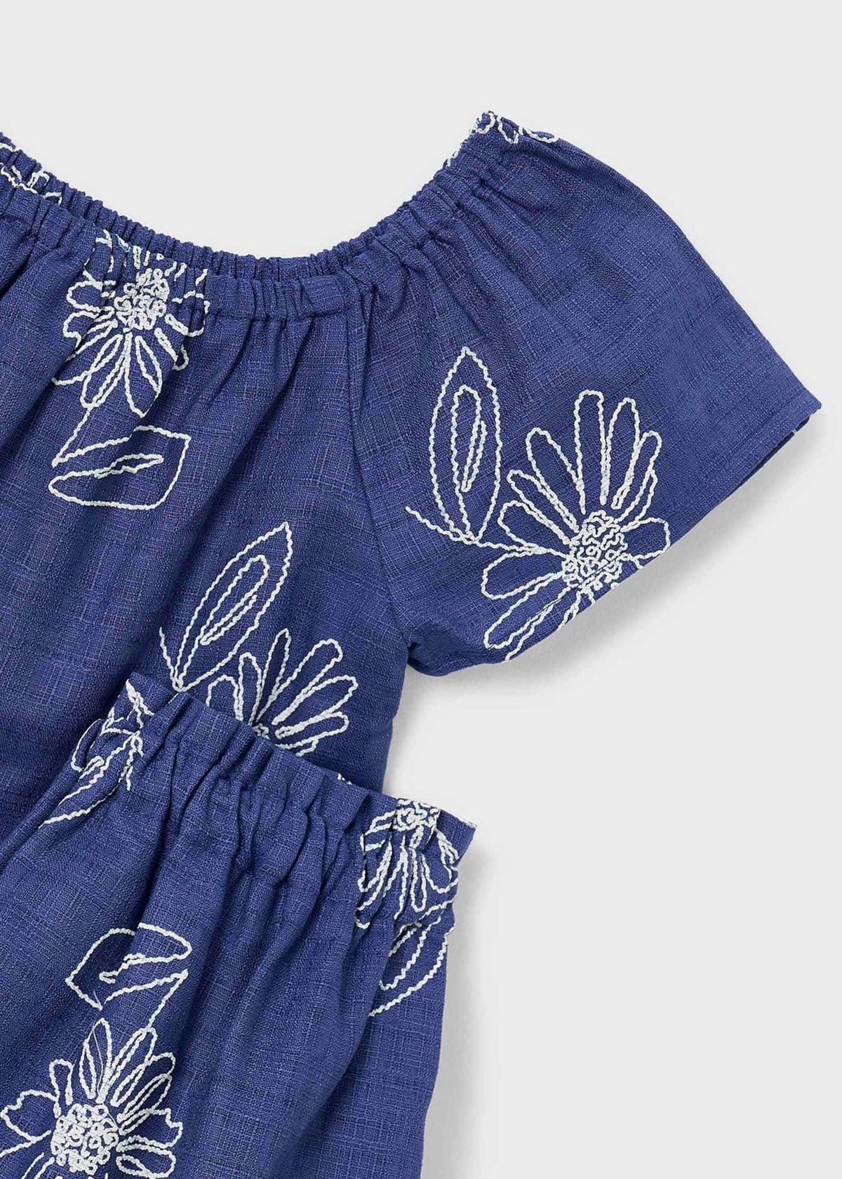 Set aus Leinenrock und T-Shirt für Mädchen