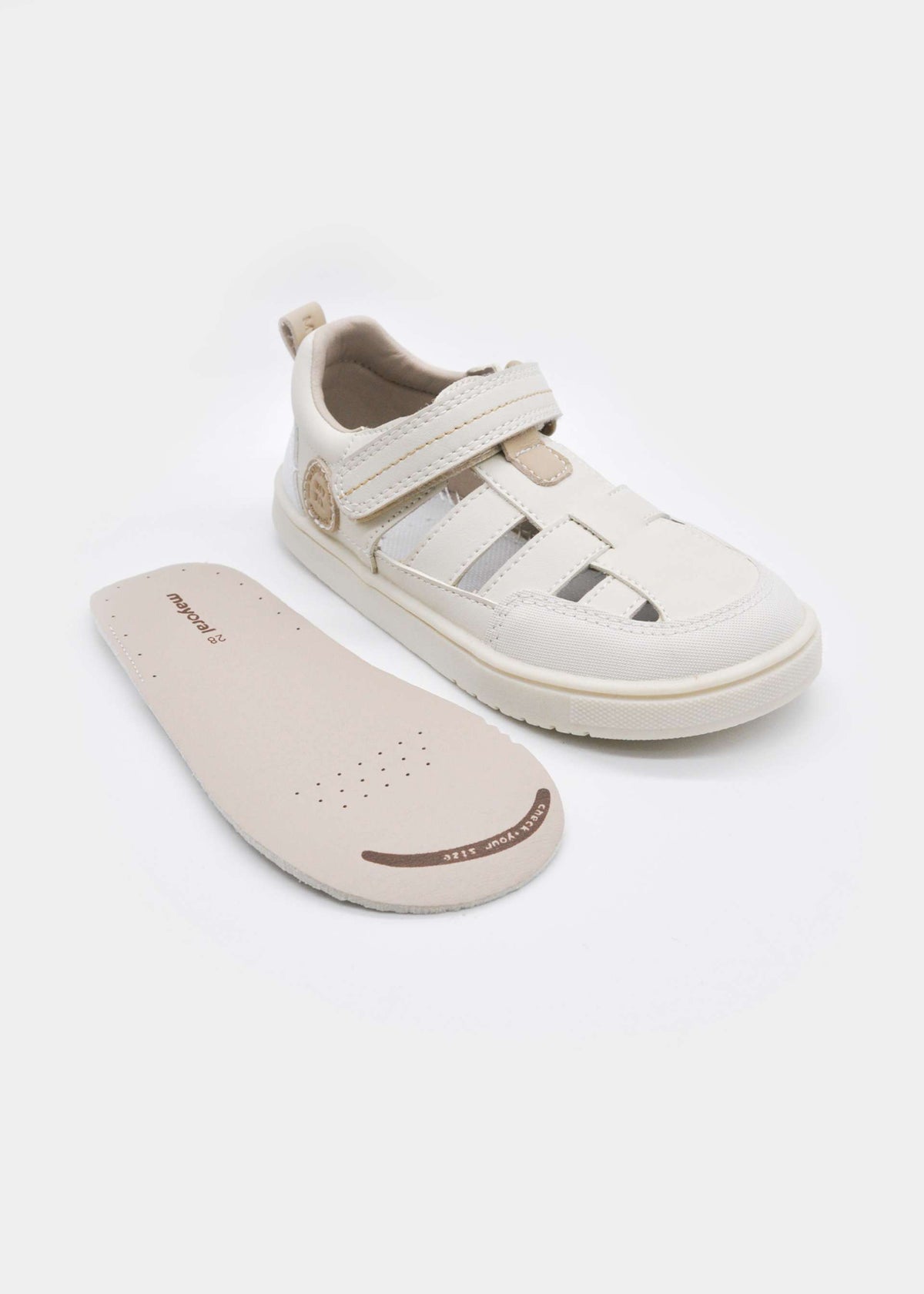 Sandalenmädchen