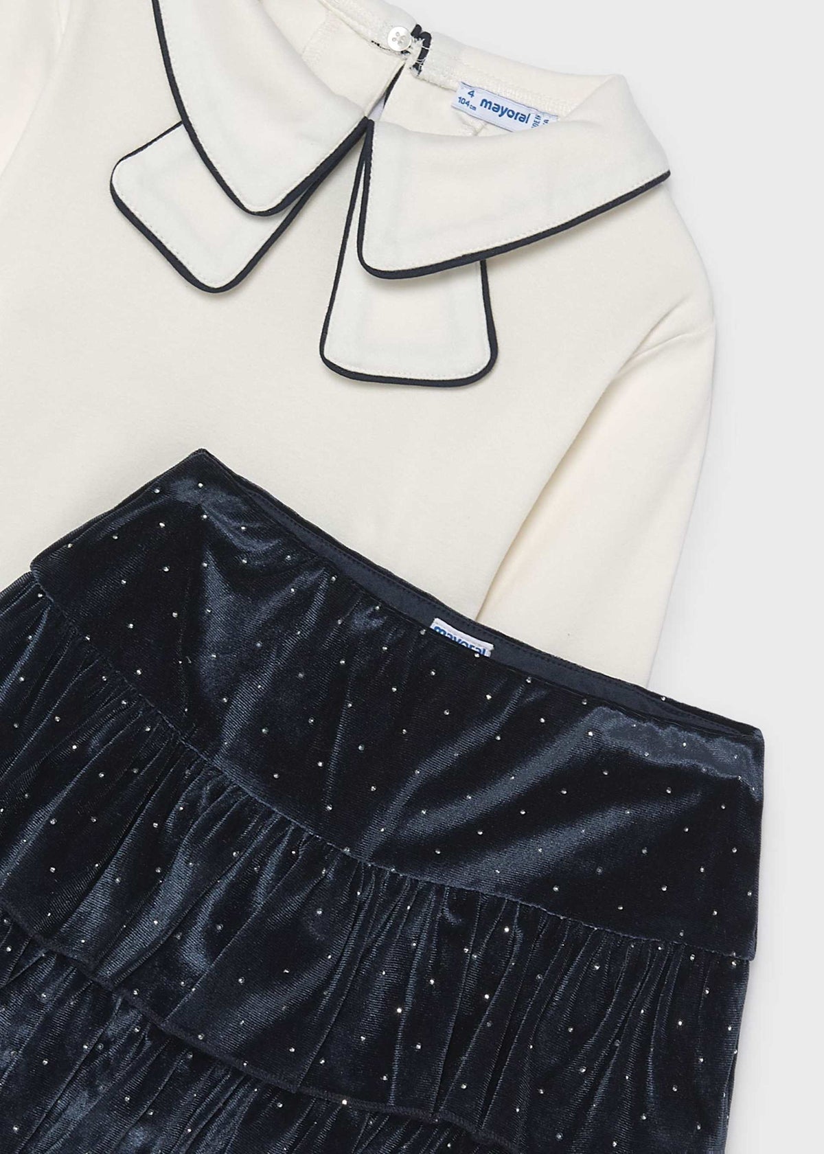 Velvet skirt and T-shirt set for girls