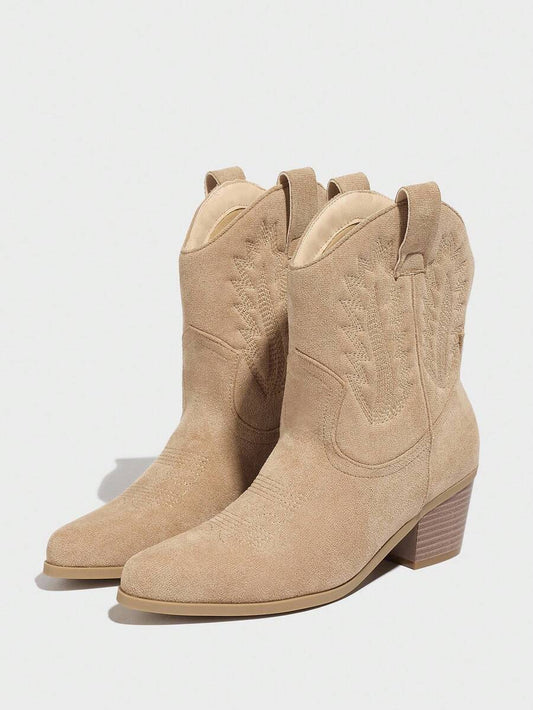 Bestickte Cowboystiefeletten aus Wildleder mit mittelhohem Absatz