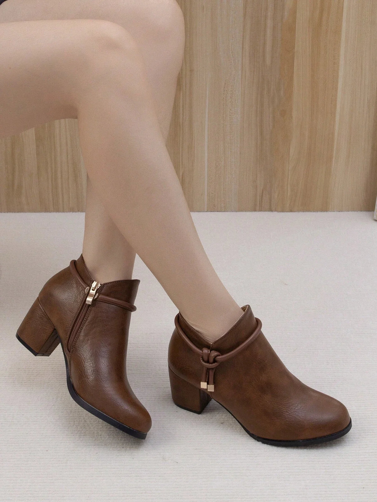 Damenmode Stiefeletten mit dickem mittelhohem Absatz, thermisch gefüttert