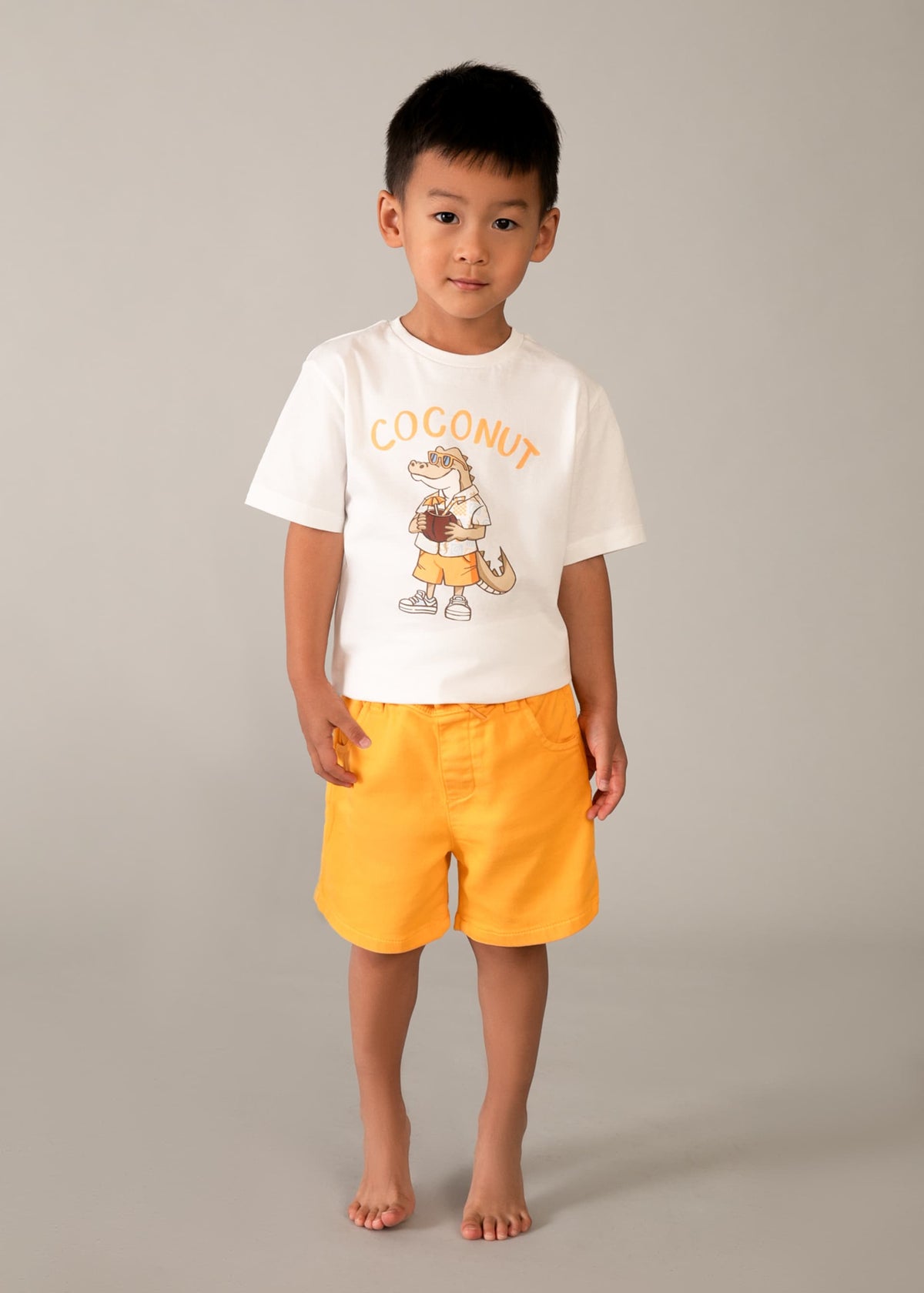 Bermuda shorts boy