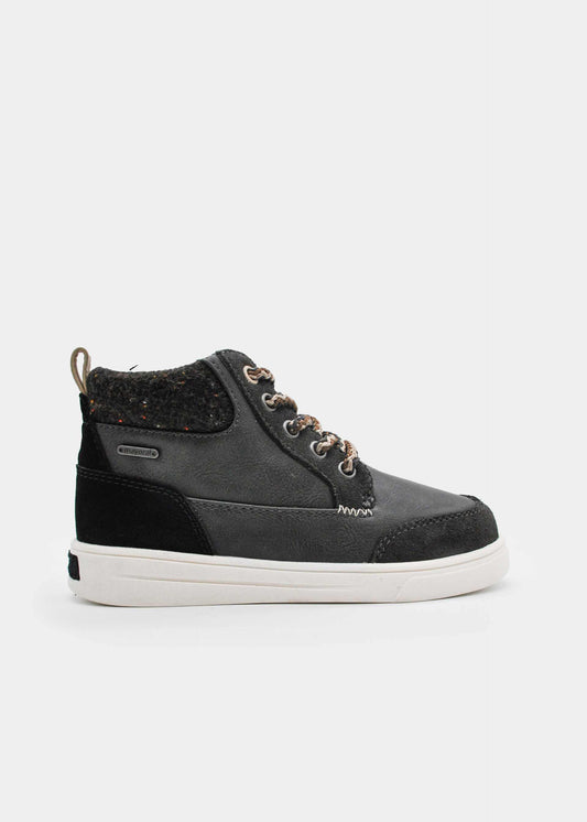 Jungenstiefel