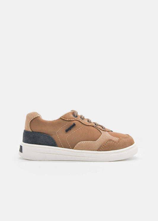 Jungenschuhe