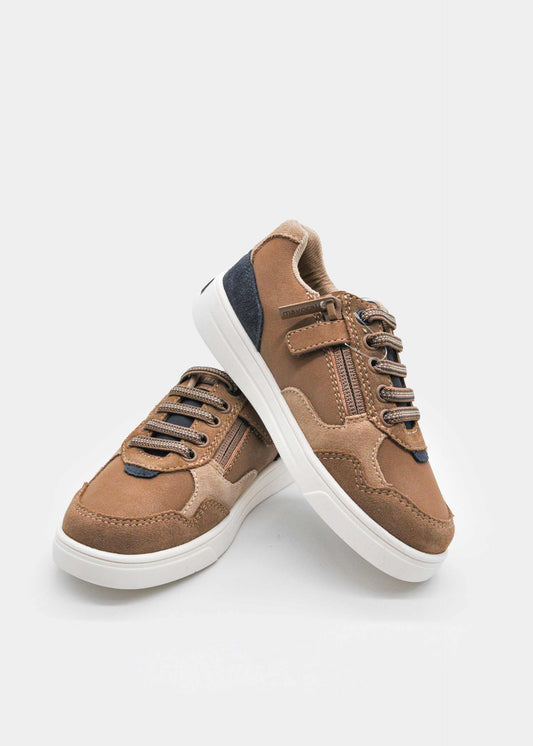 Jungensneaker