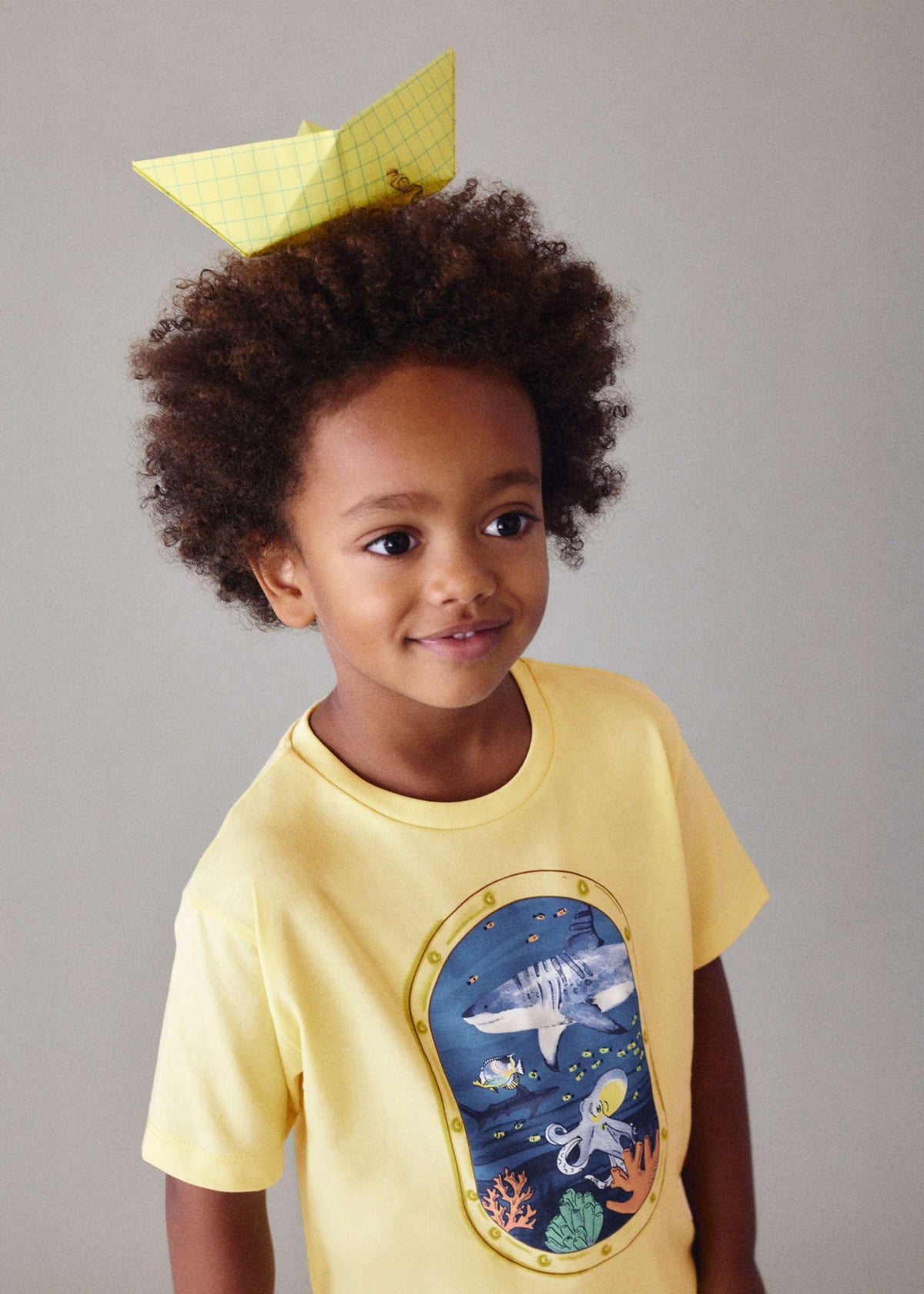 Children's T-shirt with underwater window