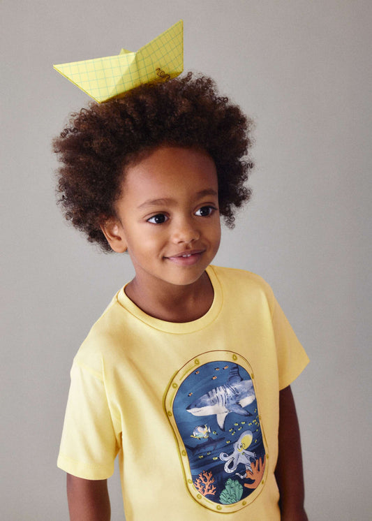 Children's T-shirt with underwater window