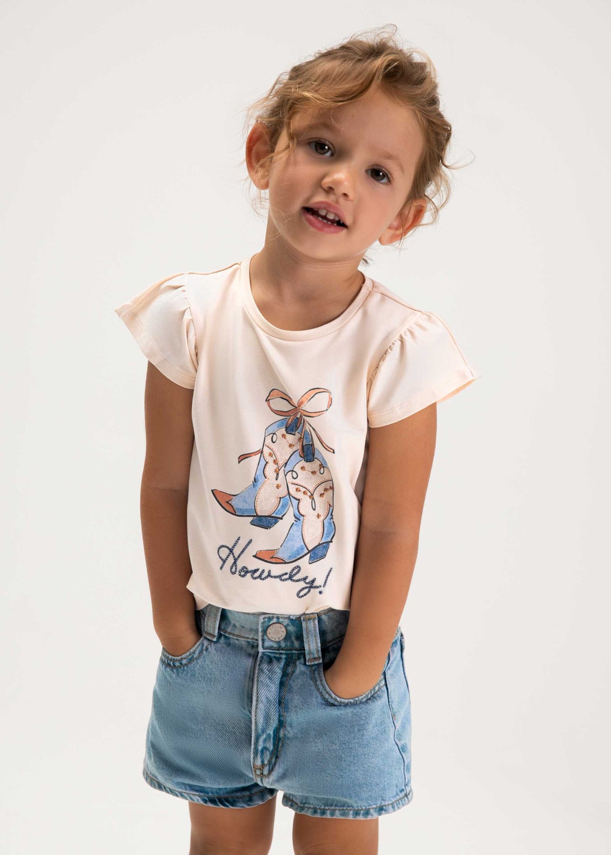 Grundlegende Jeansshorts für Mädchen