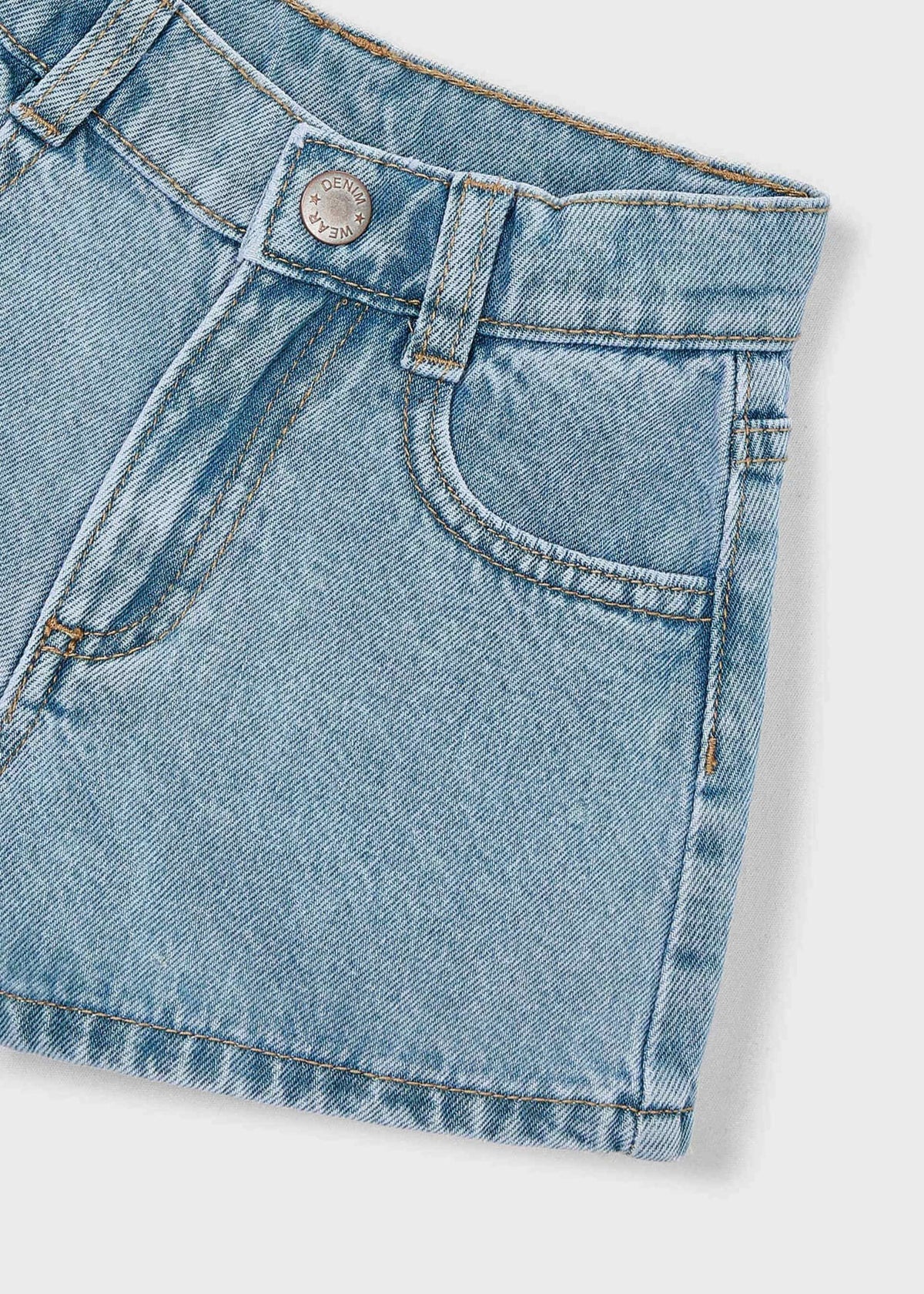 Grundlegende Jeansshorts für Mädchen