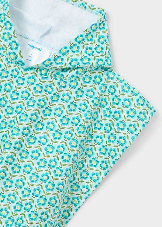 Printed beach towel with hood for girls