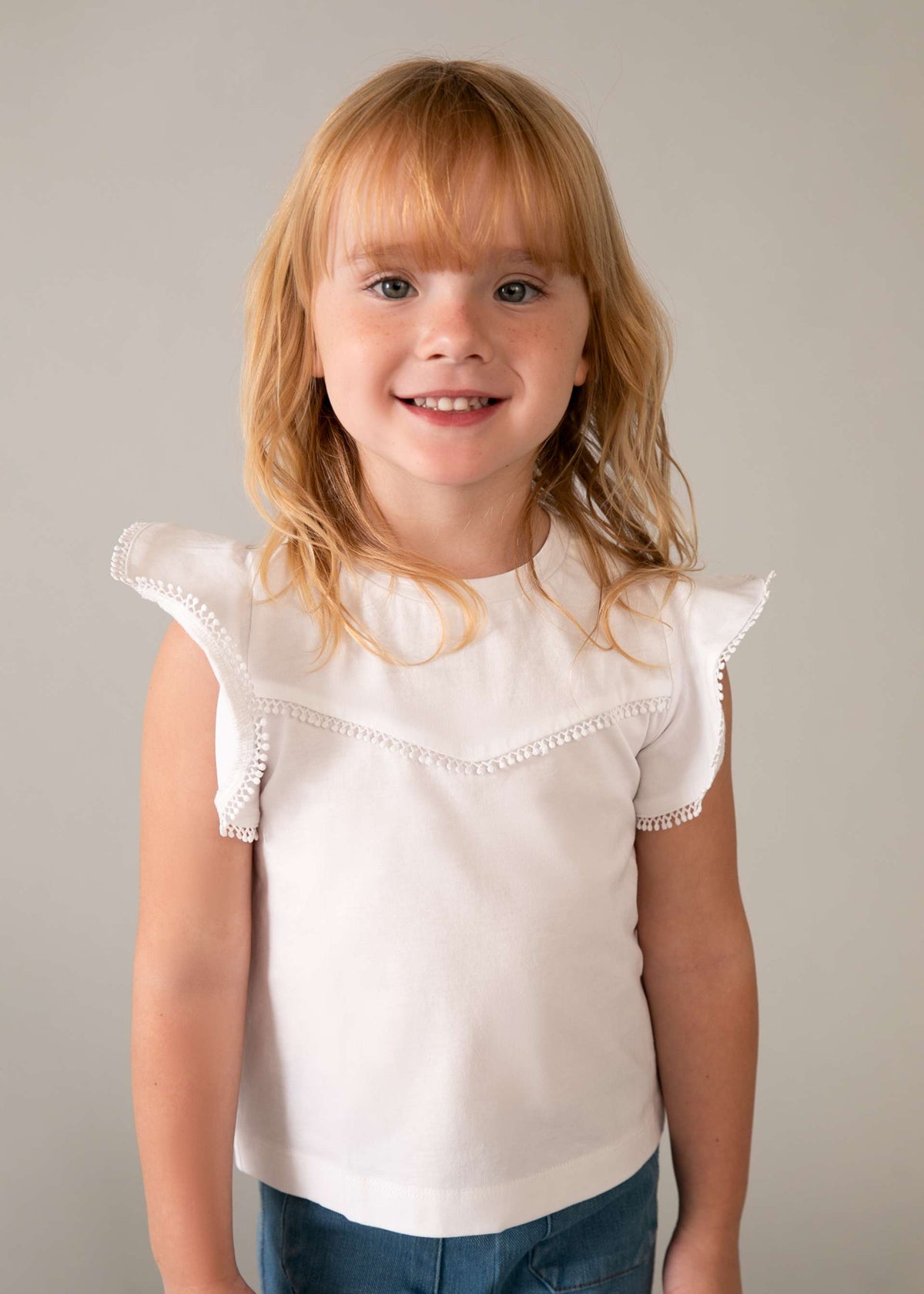 Ruffled t-shirt girl